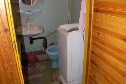 Сдаю  однокомнатную квартиру. В квартире есть все.